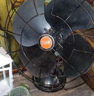 Vintage 1940s Diehl Industrial 4-Blade Oscillating Desk Fan